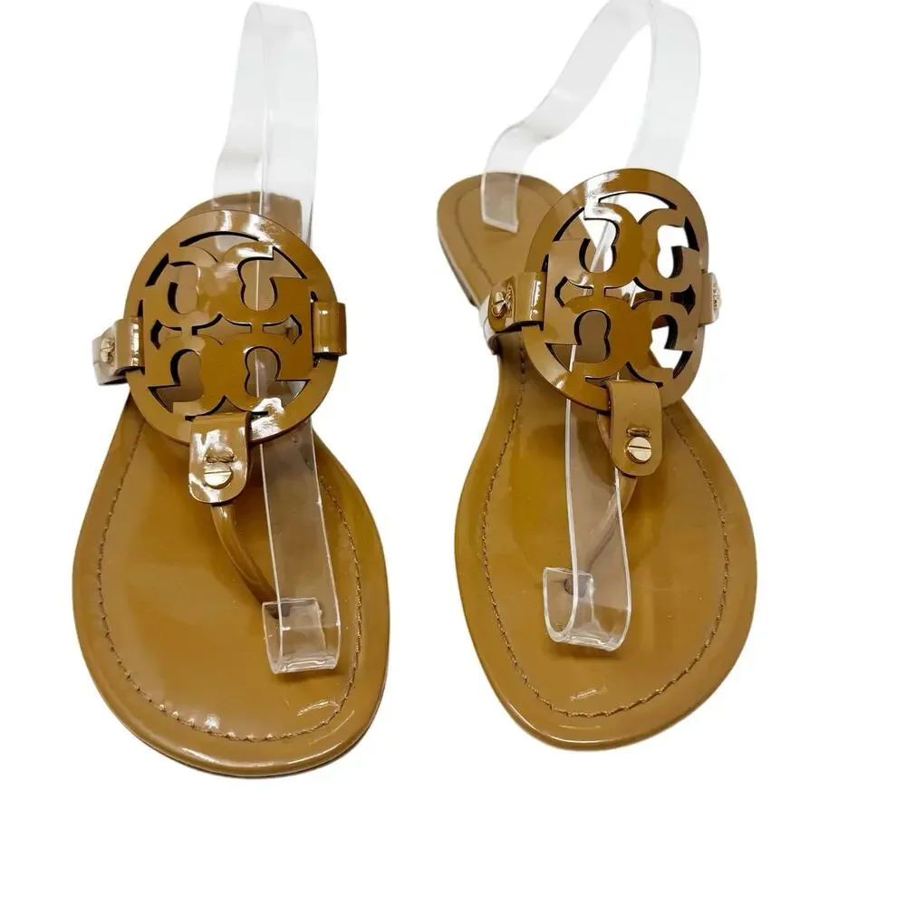 Tory Burch Miller Sandal Tan Patent Leather Logo Medallion Thong Flat Size 11